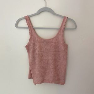 Pink tank with unique detail 💗
